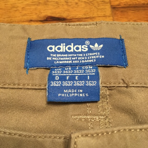 ADIDAS - Picture 2 of 8